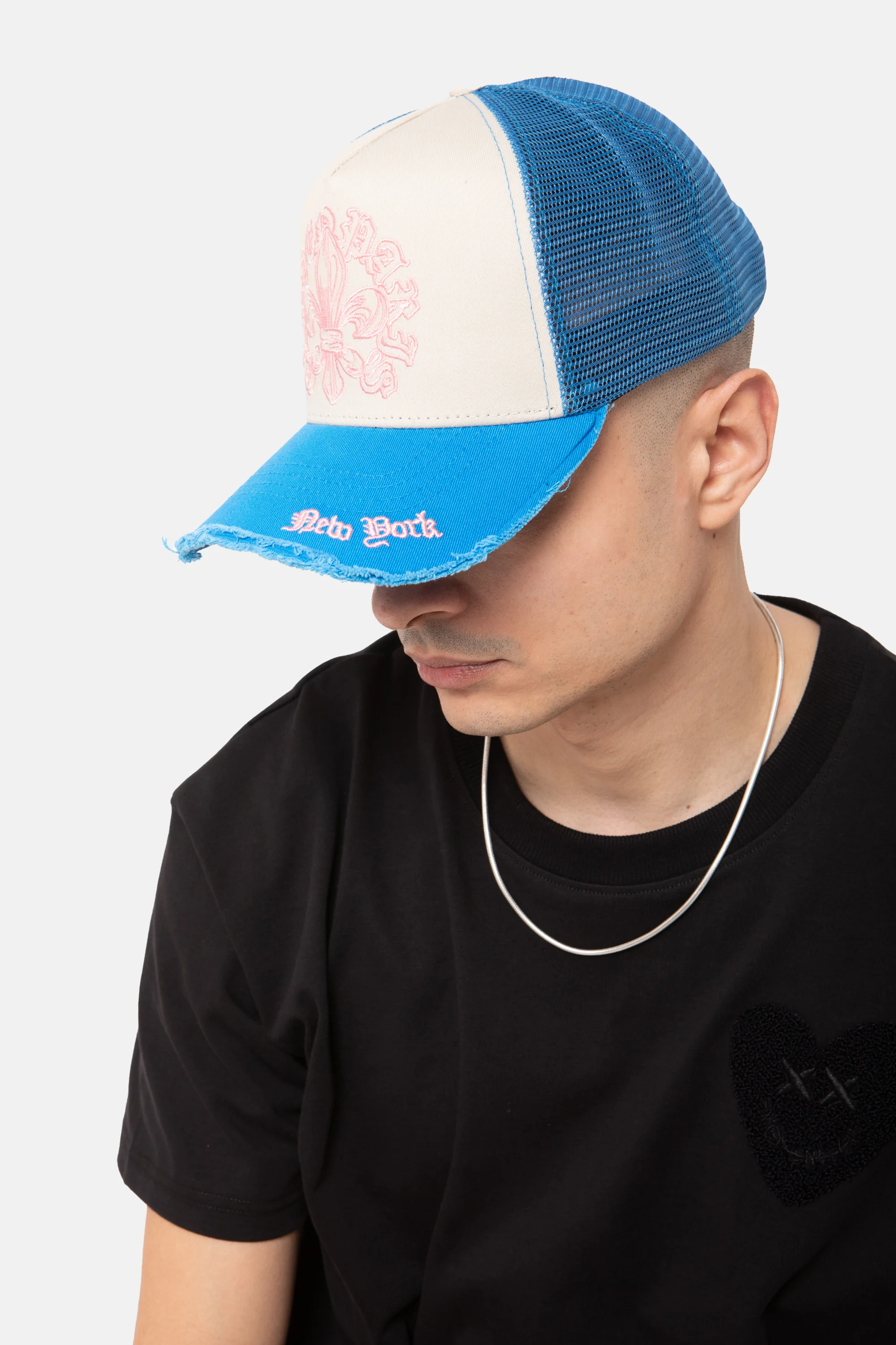 Evander Bleu Clair - Image 4